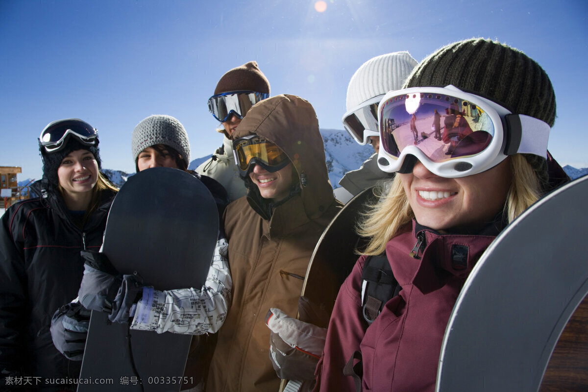 准备 滑雪 人们 滑雪场 运动 滑雪工具 滑雪服 滑雪图片 生活百科