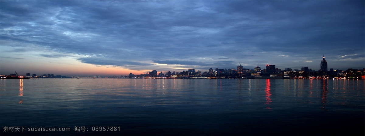 城市 建筑 夜晚 海面 背景 海報(bào) 清新 自然生態(tài)