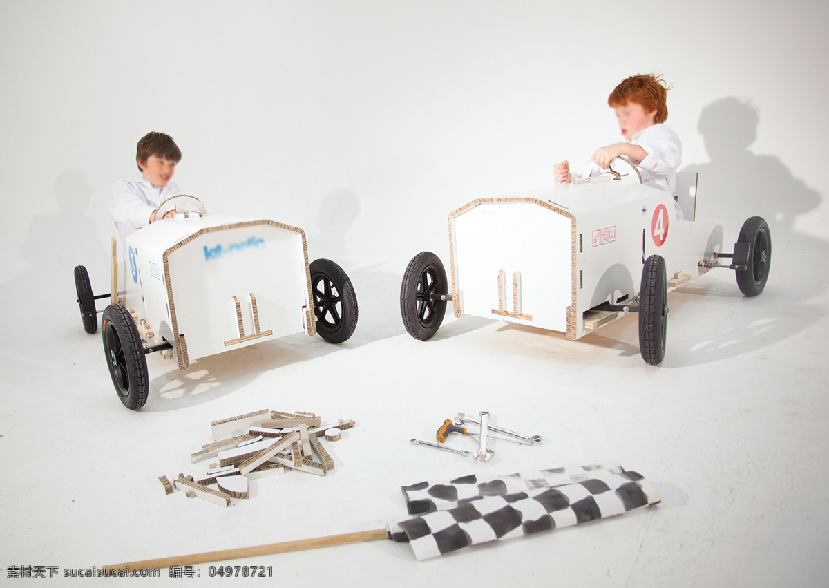 白色 炫 酷 儿童 环保 赛车 产品 产品设计 玩具设计 纸盒 纸质