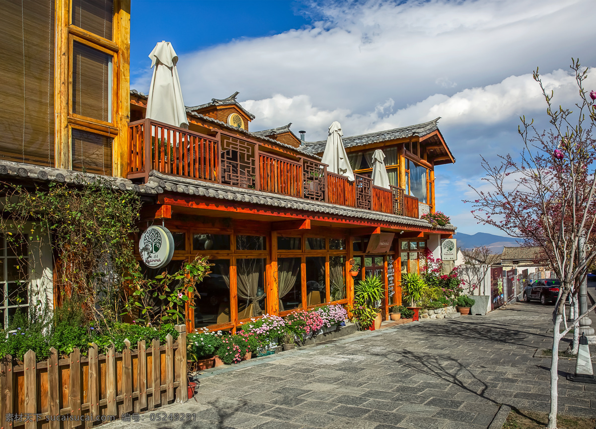 大理古城 咖啡店 云南 大理 云南旅游 大理古鎮(zhèn) 喜洲古鎮(zhèn) 天空八部 影視基地 桃源村 雙廊洱海 三月街 三塔寺 大理機(jī)場 沙溪古鎮(zhèn) 玉龍雪山 海舌生態(tài)公園 洋人街 五華樓 洱海 崇圣寺 雞足山 三營鎮(zhèn)老街 南邵風(fēng)情島 拉市海 海鷗 許愿牌 扎染 櫻花谷 巍山古鎮(zhèn) 石寶山石窟群 花語牧場 花海 大理蒼山 祖國大好風(fēng)光