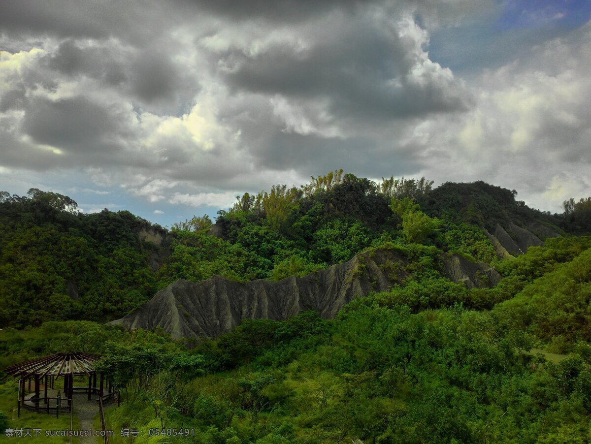 山中小景图片 深山 小道 石岩 天空 奇石 树木 绿叶 树 云朵 亭子 台湾 旅游 随手 拍 旅游摄影 自然风景