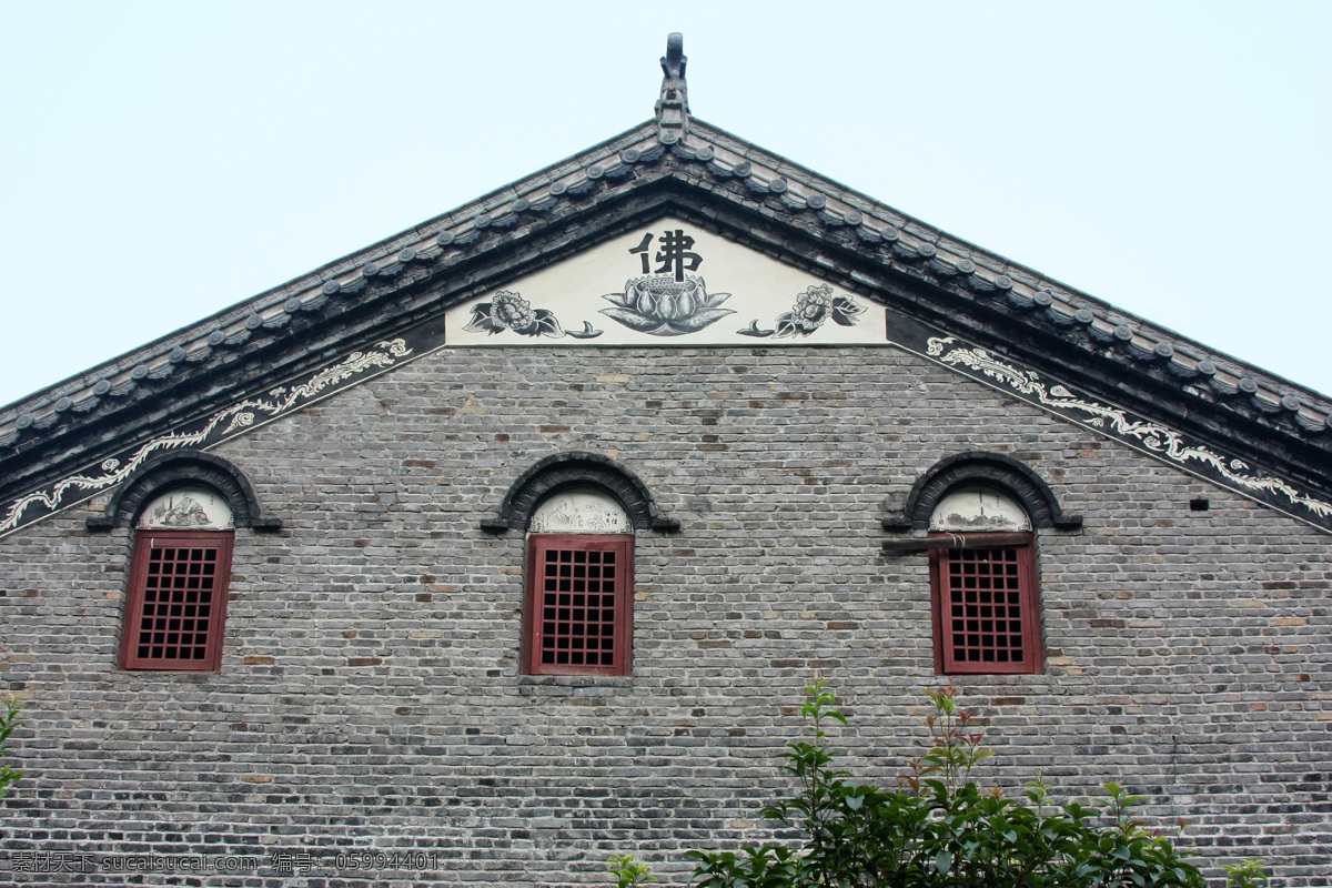 佛門山墻 山墻 山墻圖案 山墻造型 玉泉寺 佛教圣地 窗戶 房屋 宜昌旅游 當(dāng)陽旅游 佛教 建筑 建筑園林 建筑攝影