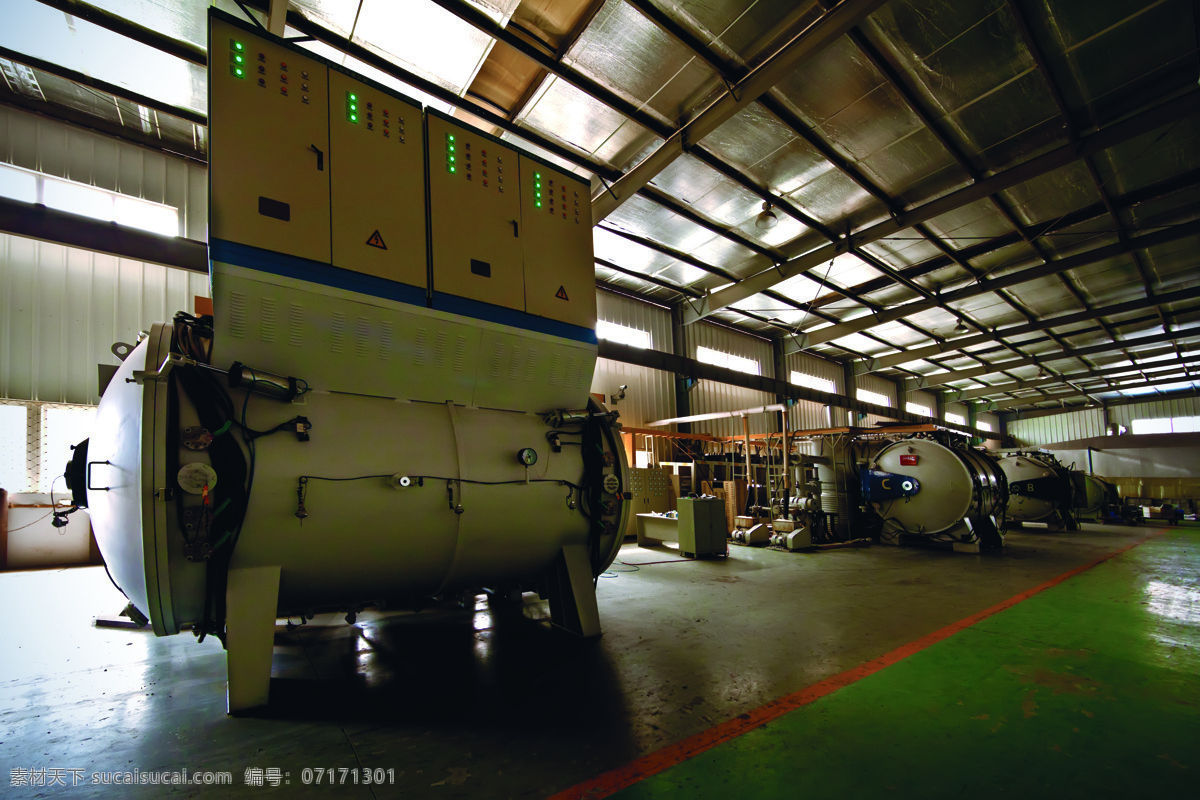 工廠 工廠車間 煙臺冰輪 換熱器 車間 沖翅現(xiàn)場 釬焊設(shè)備 釬焊 氬弧焊接 工業(yè)生產(chǎn) 現(xiàn)代科技