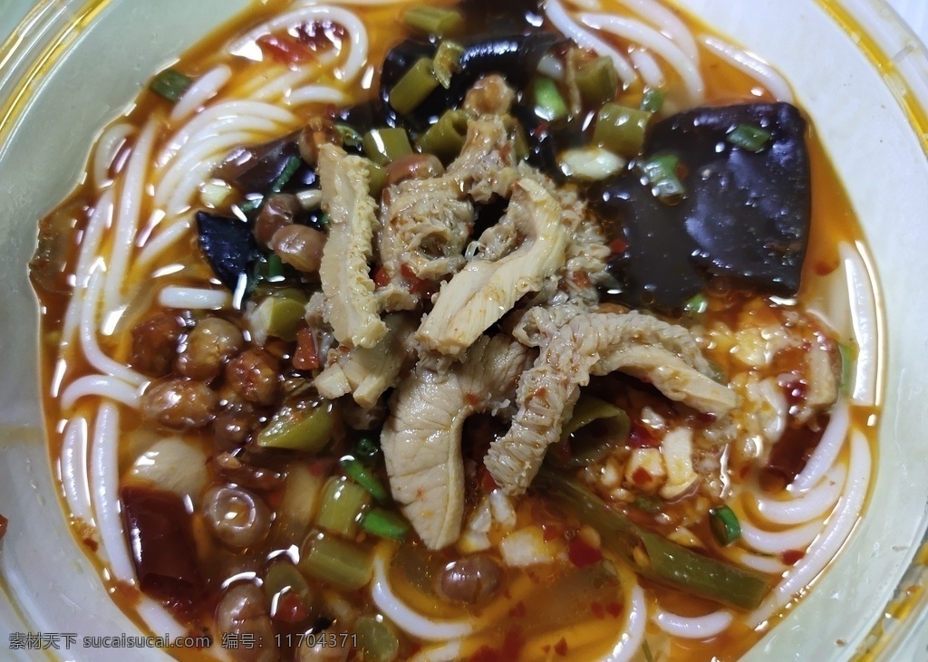 羊雜 黃豆 米粉 特寫 羊雜黃豆米粉 早餐 小吃 美食 早點(diǎn) 羊雜米粉 黃豆米粉 張家界米粉 土家族美食 生活百科 生活素材