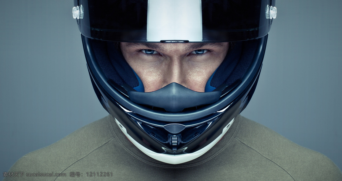 戴 头盔 赛车 手 f1赛车 豪车 汽车 跑车 交通工具 赛车手 汽车图片 现代科技