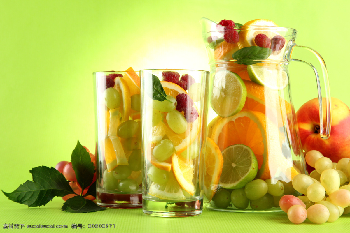 果汁 葡萄 橙汁 水果 饮料 水果汁 蔬菜汁 鲜榨 饮品 饮料酒水 餐饮美食