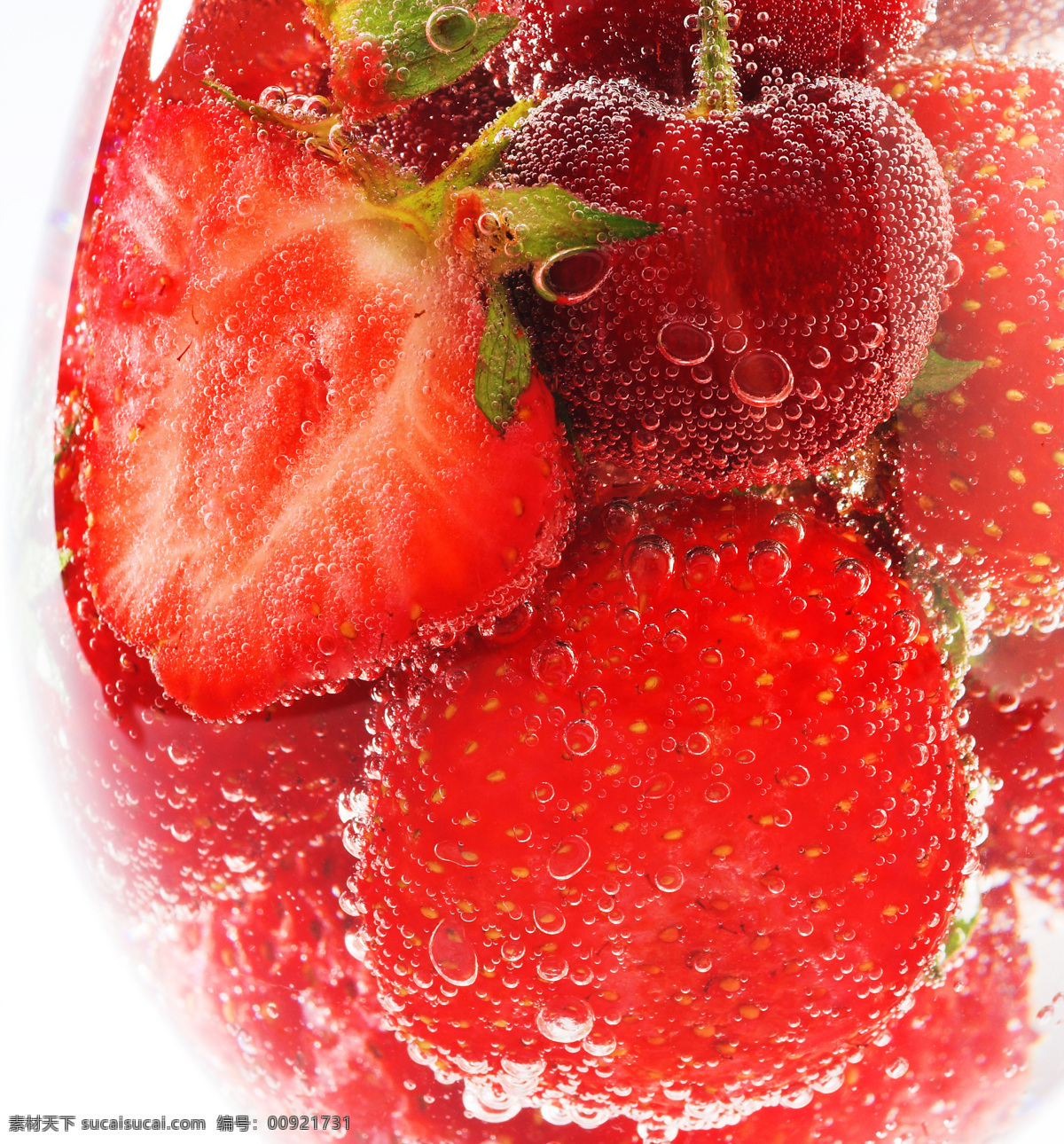 草莓 动感 涟漪 生物世界 水滴 水果 水珠 设计素材 模板下载 主题 psd源文件