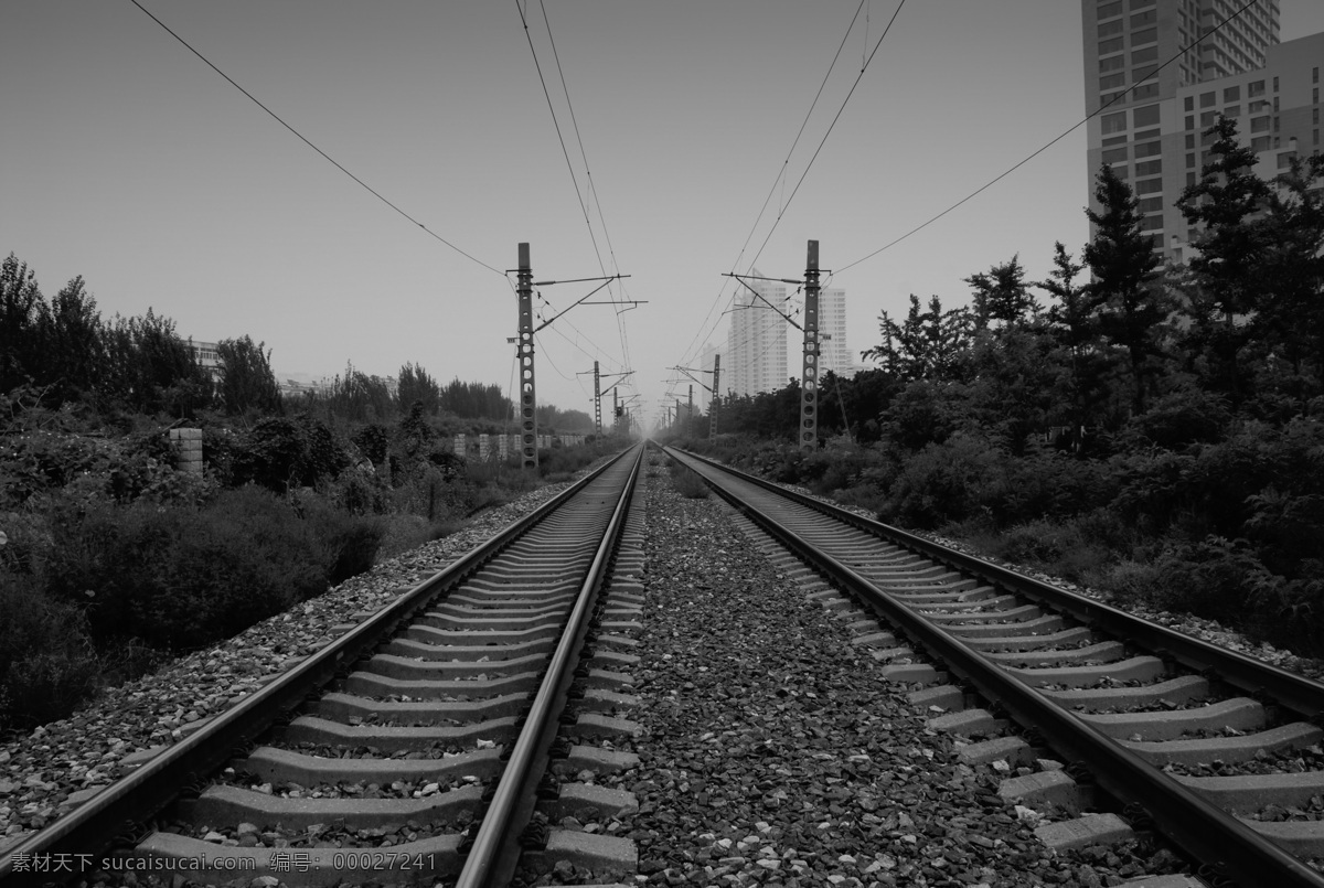 铁道 火车道 城市边缘 黑白摄影 铁路 风景 旅游摄影 国内旅游