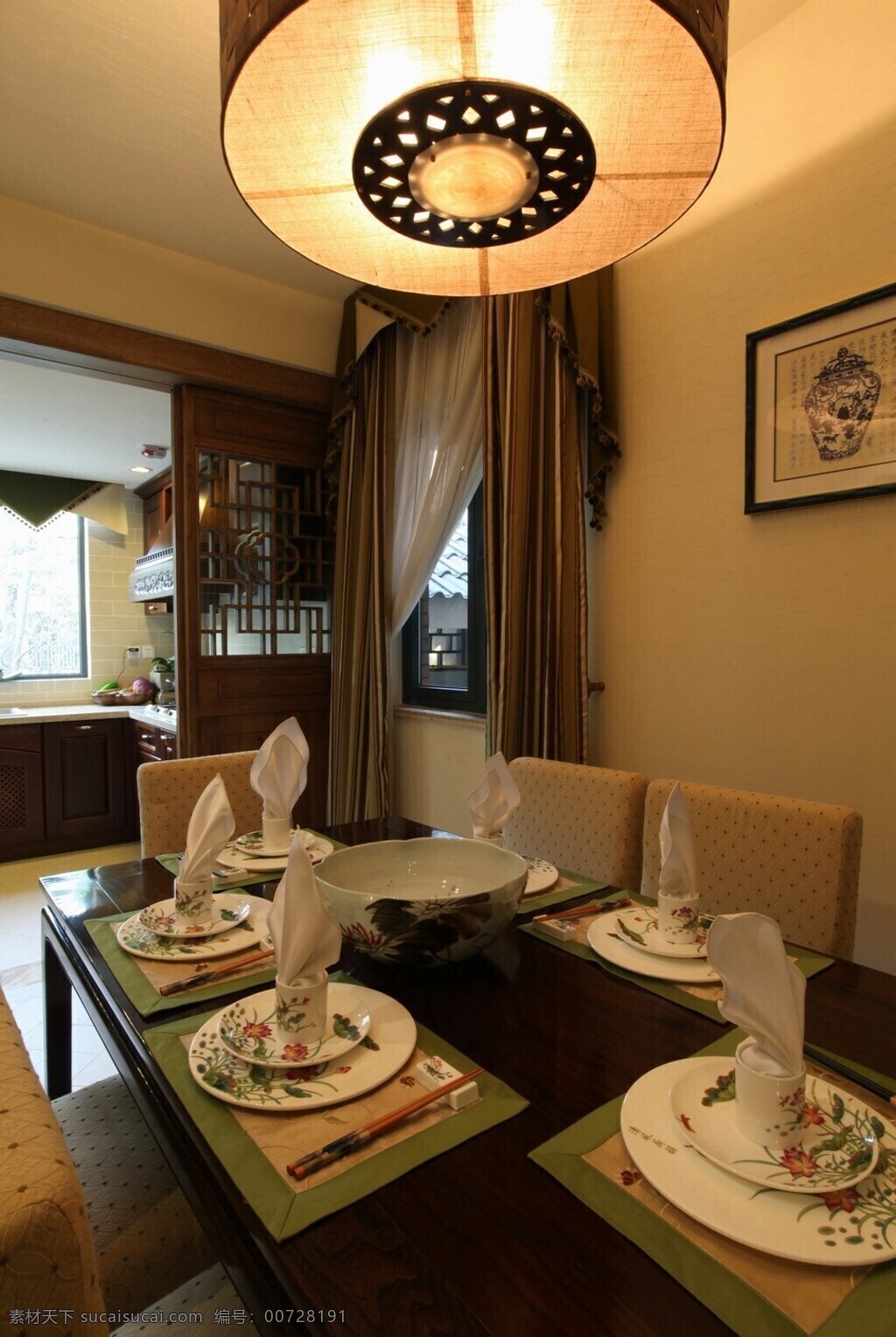 室内 餐厅 移门 中式 复古 装修 效果图 复古餐桌 吊灯 精美瓷盘