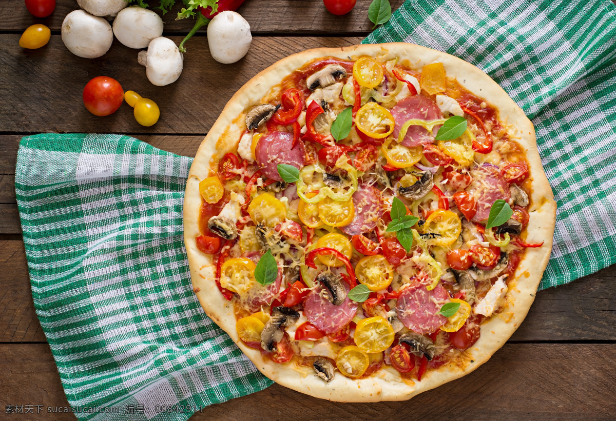 香菇 番茄 披萨 西红柿 意大利披萨 国外美食 美味 食物摄影 外国美食 餐饮美食