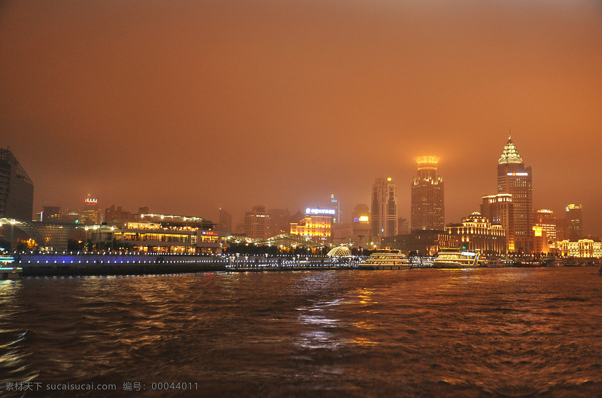 大厦 高楼 工商银行 黄浦江 黄浦江夜景 建筑 建筑摄影 建筑园林 外滩 夜景 外滩夜景 游艇 轮船 中国工商银行 上海建筑 上海夜景 上海风光 上海 现代建筑 园林建筑 风景 生活 旅游餐饮