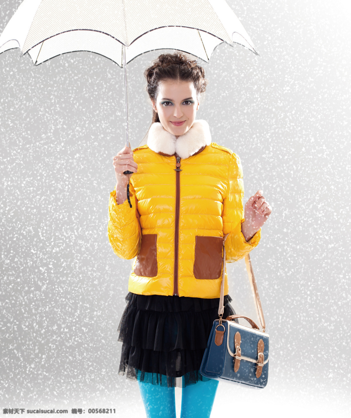 艾尚雪 艾 雪 2012 新款 羽绒服 艾沿雪 2012新款 人物 明星偶像 人物图库