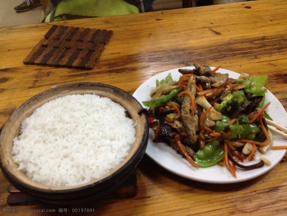 炒合菜 炒菜 合菜 大锅菜 砂锅饭 餐饮美食 传统美食