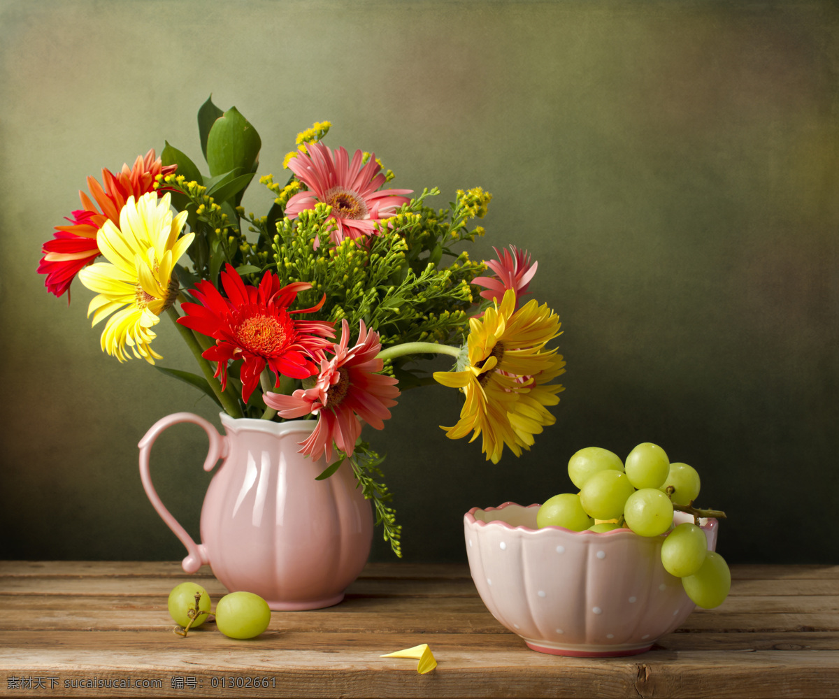 花瓶 中 鲜花 家具 装修 花开 花落 花瓶中的 鲜花植物 生活百科 家居生活