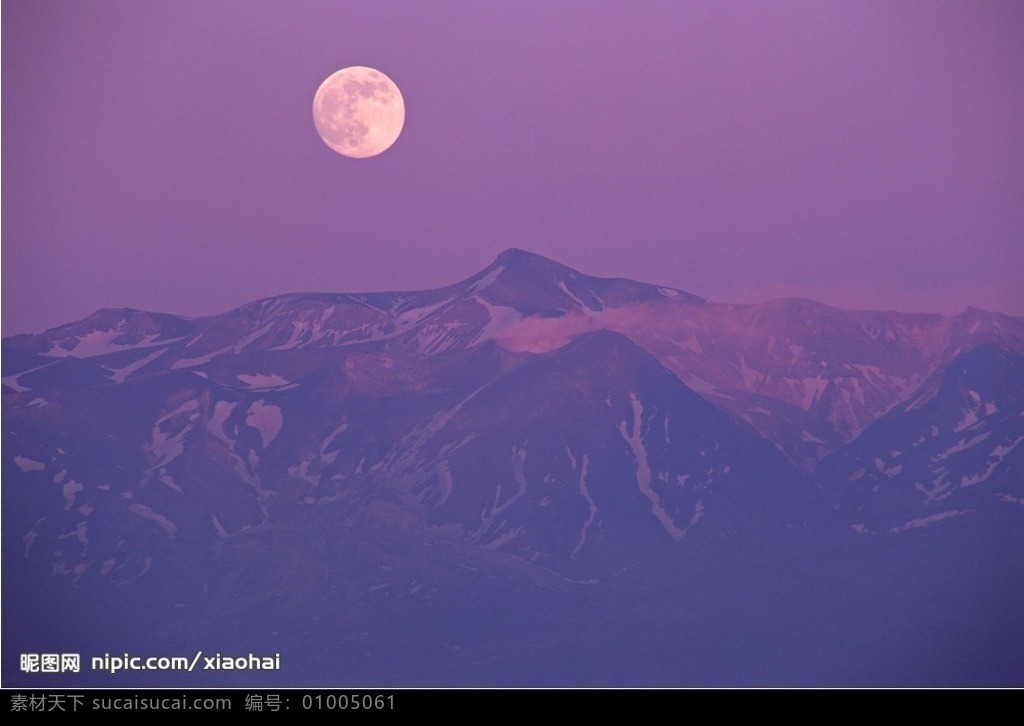 月光下雪山 月亮 雪山 雪景 自然景观 自然风景 陆地景观 摄影图库