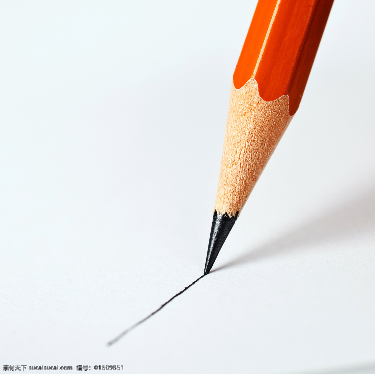 红色铅笔 铅笔 笔 绘画笔 彩色铅笔 书写工具 绘画工具 学习用品 其他类别 生活百科 白色
