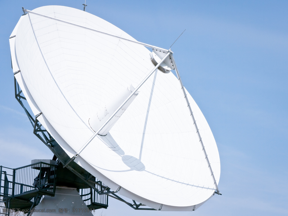 雷达 接收器 设备 高清 接收器素材 蓝天 白云 科技 未来 器材 风景 天空 夜景 卫星天线 卫星接收器 美丽风景 宇宙 太空 现代科技 白色