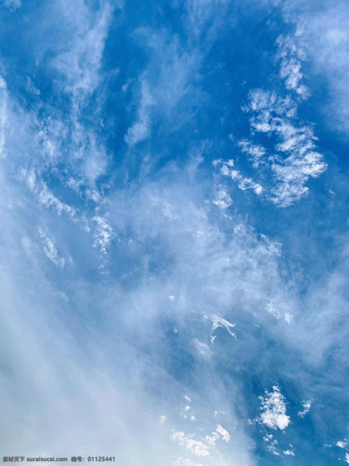 天空 薄云 蓝色 缭绕 梦幻 自然景观 自然风景