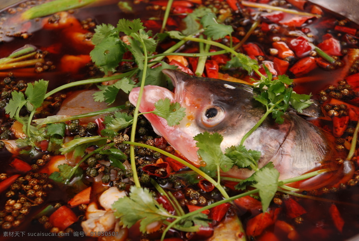 美蛙鱼头 热菜 川菜 美蛙 传统美食 餐饮美食 鱼头 红汤