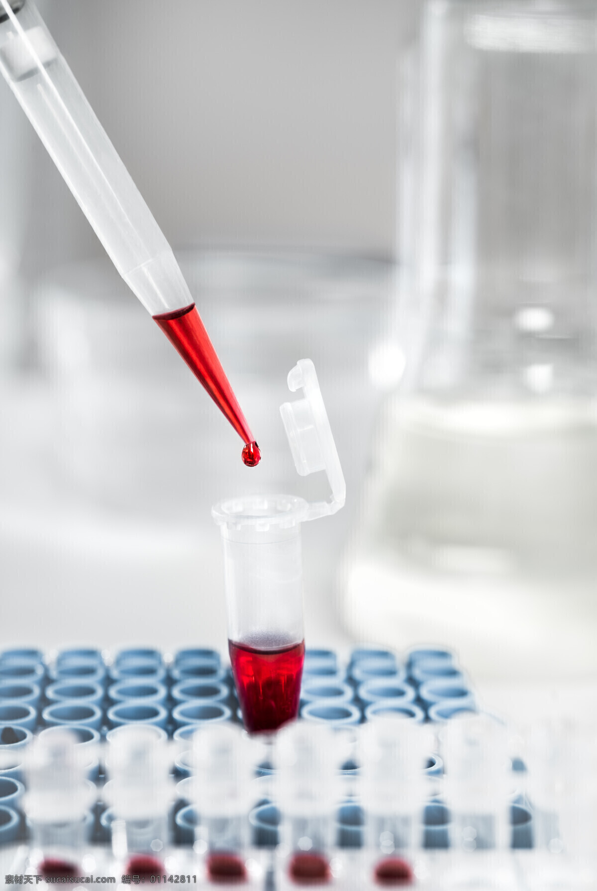 离心管 内 红色 液体 滴管 红色液体 试剂 实验 科技 科学研究 其他类别 现代科技