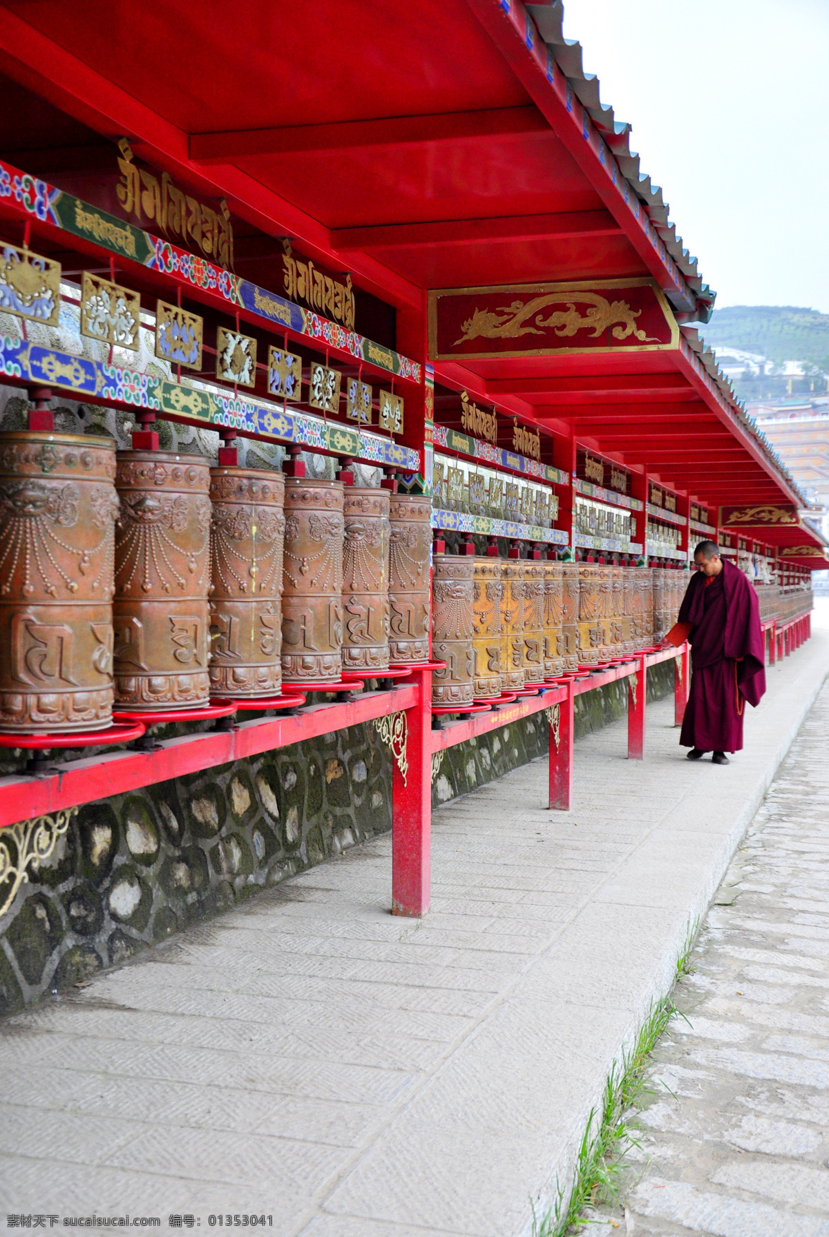转经筒 拉萨 寺庙 喇嘛 佛寺 佛教 图腾 佛教圣地 西藏风光 国内旅游 旅游摄影