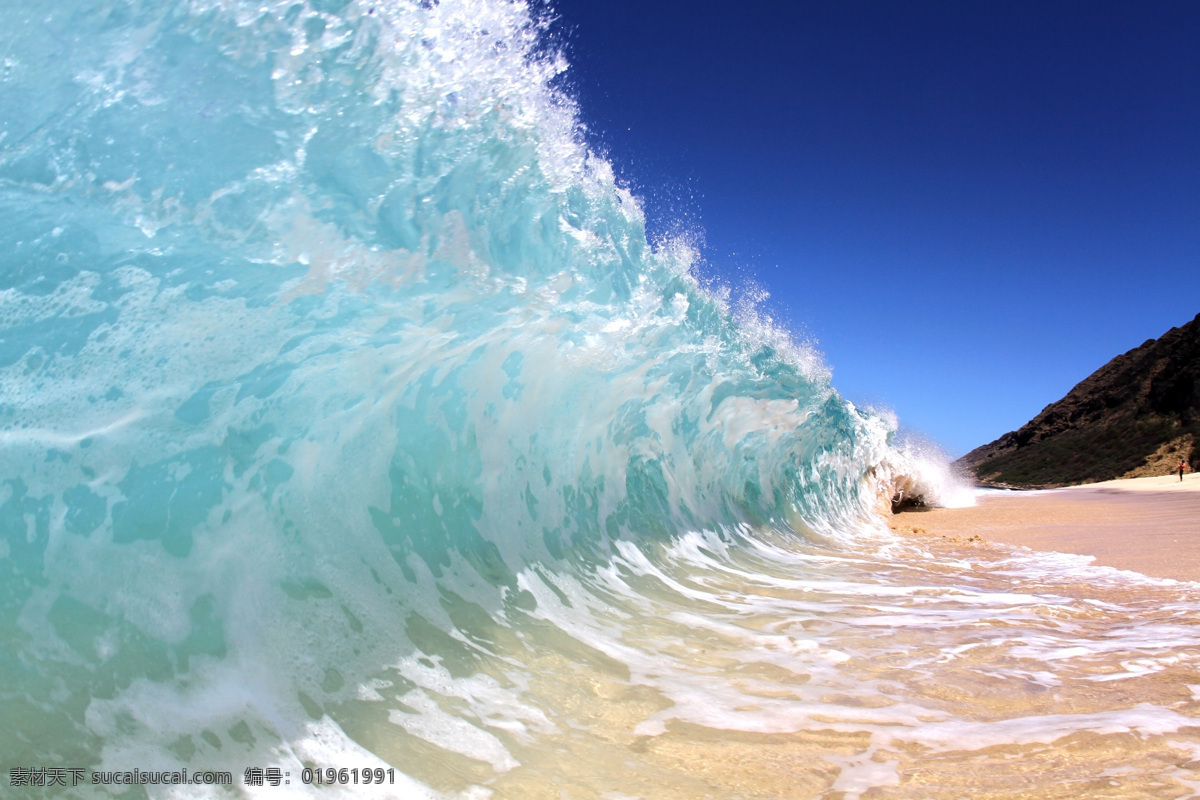 海滩 蓝色 清澈 海浪 海水 大海图片 风景图片