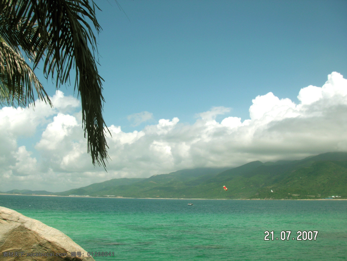 国内旅游 海边 海景 海水 旅游摄影 云层 南岛 风景图片 海南岛风景 三亚的海滩 三亚的海景 psd源文件