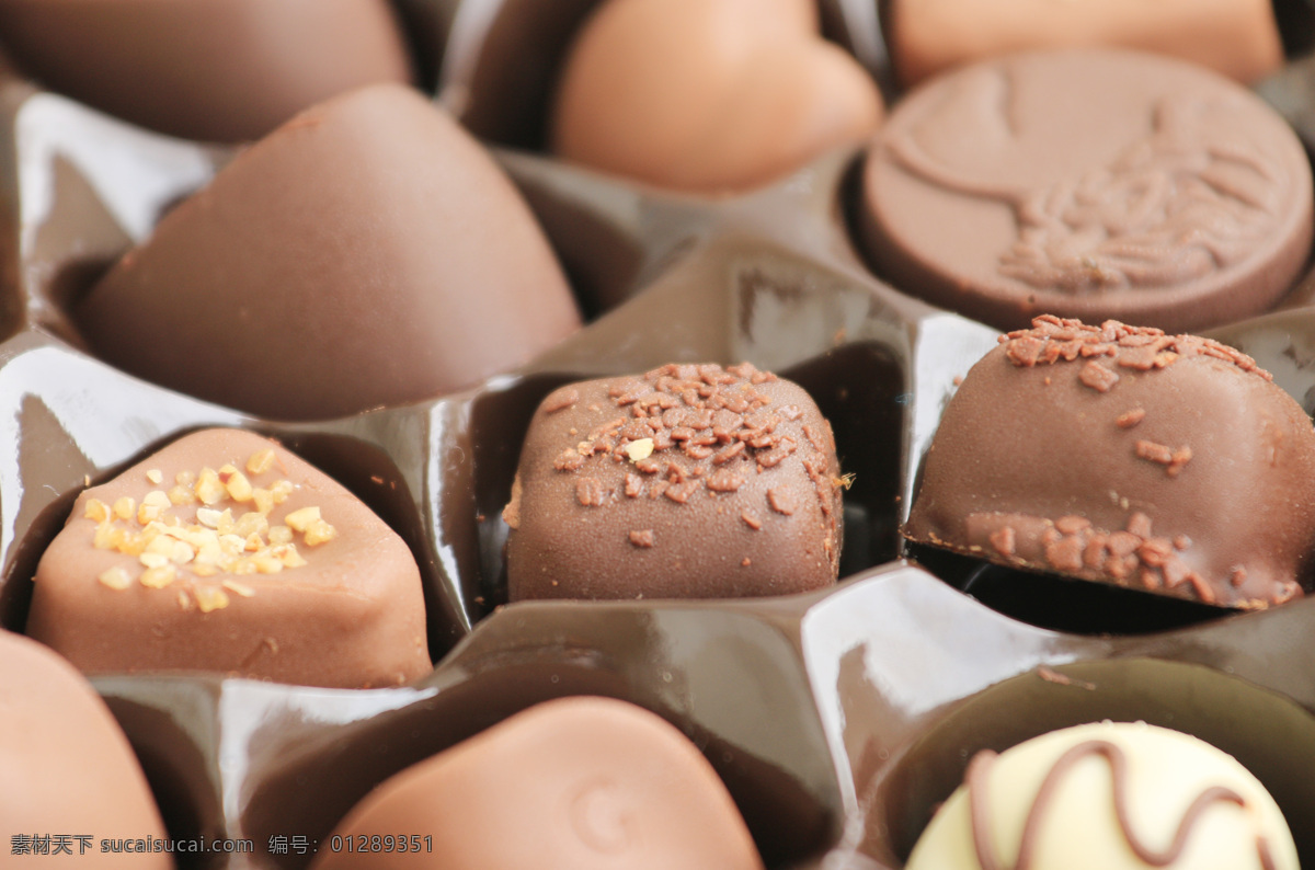 巧克力 糖果 背景 朱古力 巧克力美食 巧克力糖 美味 美食图片 餐饮美食