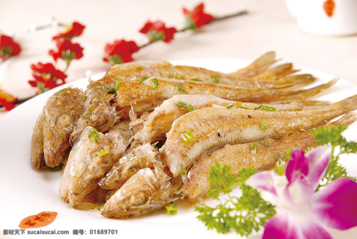 香煎沙丁鱼 美食 传统美食 餐饮美食 高清菜谱用图
