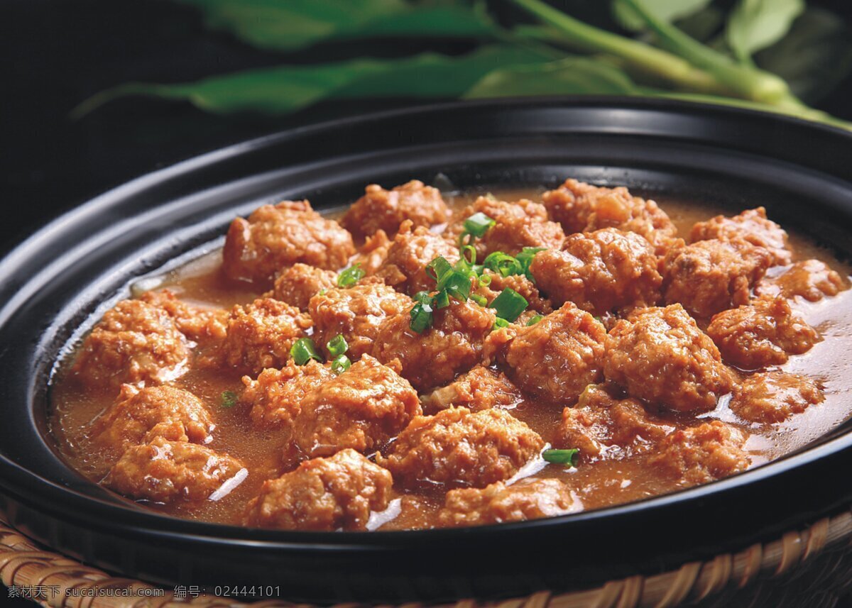 砂窝丸子 丸子 砂锅 肉丸 湘菜 美食 传统美食 餐饮美食