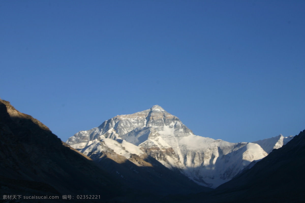 珠穆朗玛峰 高山 穆朗玛峰 西藏 远眺 雄伟 高 海拔 国内旅游 旅游摄影