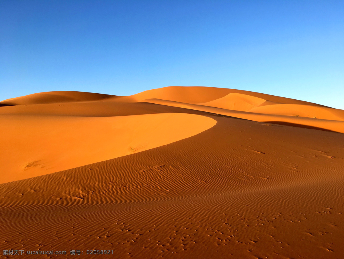 沙漠风景 沙漠 沙丘 辽阔的沙漠 广阔的沙漠 连绵的沙丘 蓝天下的沙漠 蓝天下的沙丘 沙漠风光 沙漠景色 沙漠背景 沙漠美景 沙漠摄影 沙漠风光摄影 沙漠素材 沙漠壁纸 沙漠屏保 旅游摄影 自然风景