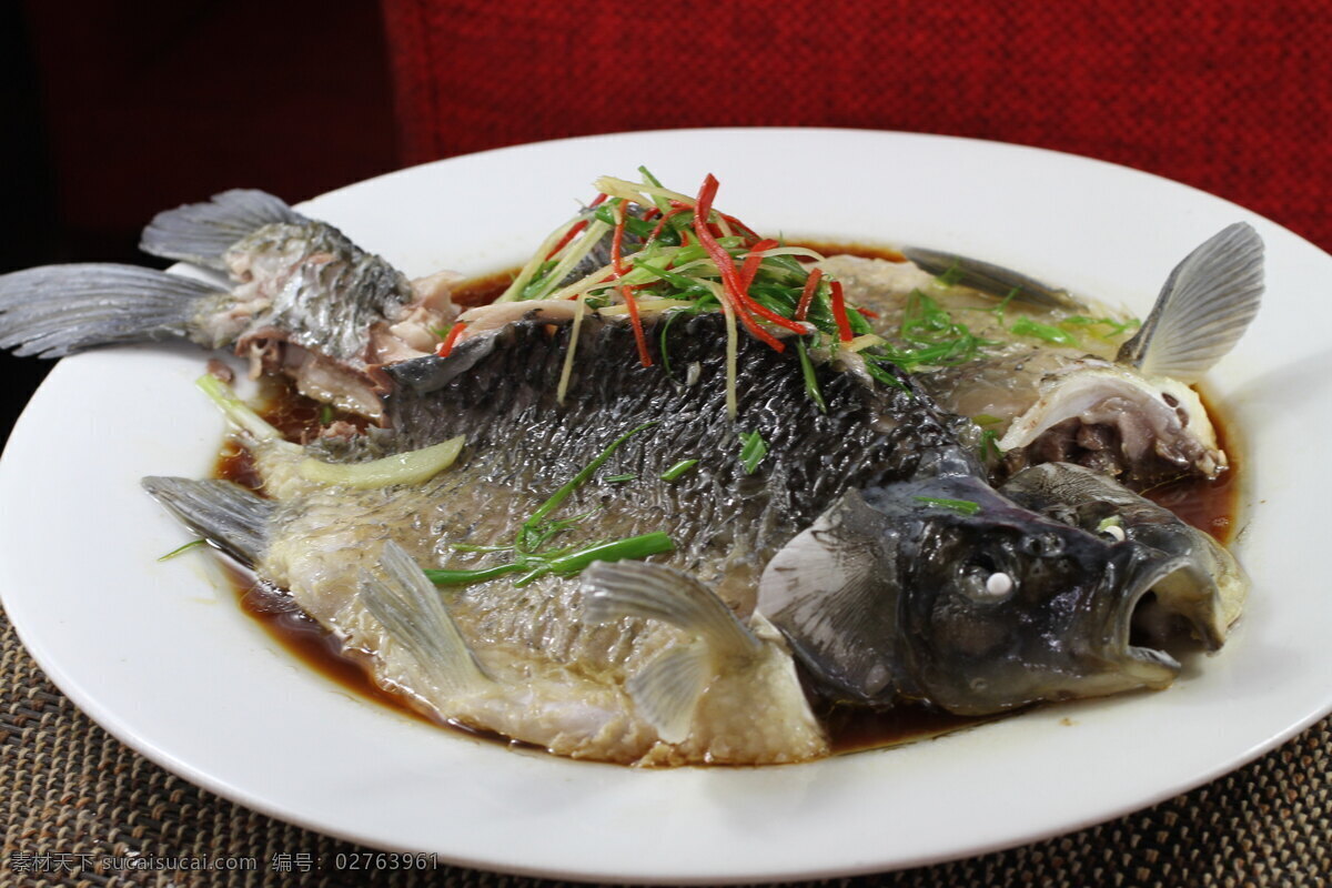 清蒸鲫鱼 清蒸 野生河鲫鱼 清蒸鱼 特色美食 养生菜 健康饮食 主食 川菜 湘菜 菜品 菜谱摄影 招牌菜 名菜 餐饮 美食 美味 传统美食 餐饮美食 高清菜谱用图