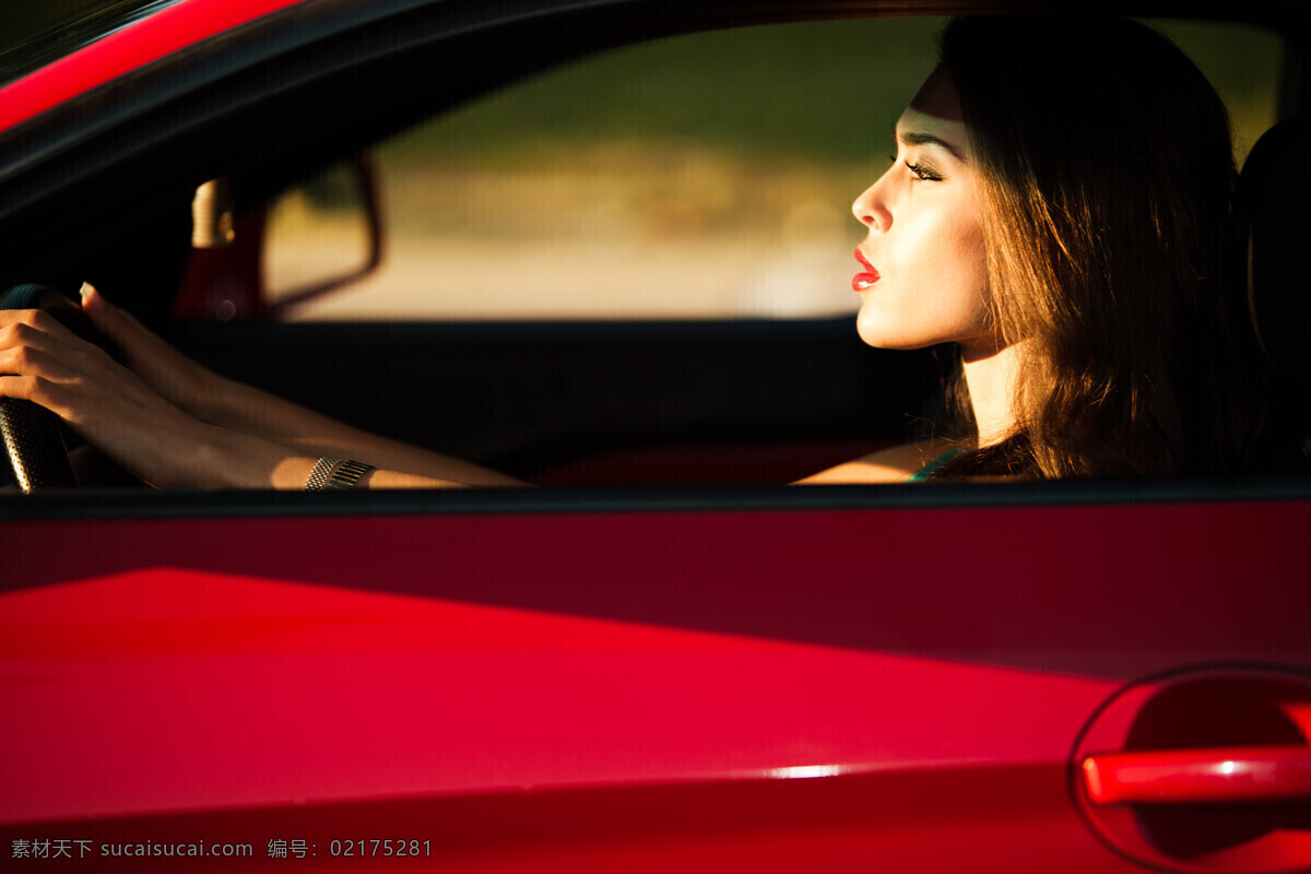 开 轿车 美女图片 开车的美女 时尚美女 性感美女 美女模特 美女写真 外国女人 外国女性 人物图片