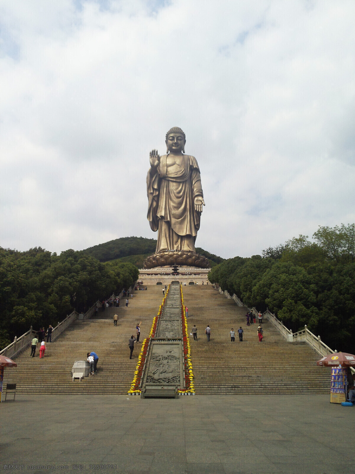 春色 春天 大佛 风景 佛像 俯视 高山 江南 灵山 灵山大佛 旅游 美景 无锡 铜像 莲花 坐莲 无量 台阶 瞻仰 游客 踏春 宗教信仰 文化艺术 psd源文件