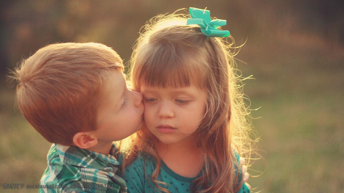 可爱 小朋友 亲吻 高清 欧美 男孩 女孩 接吻