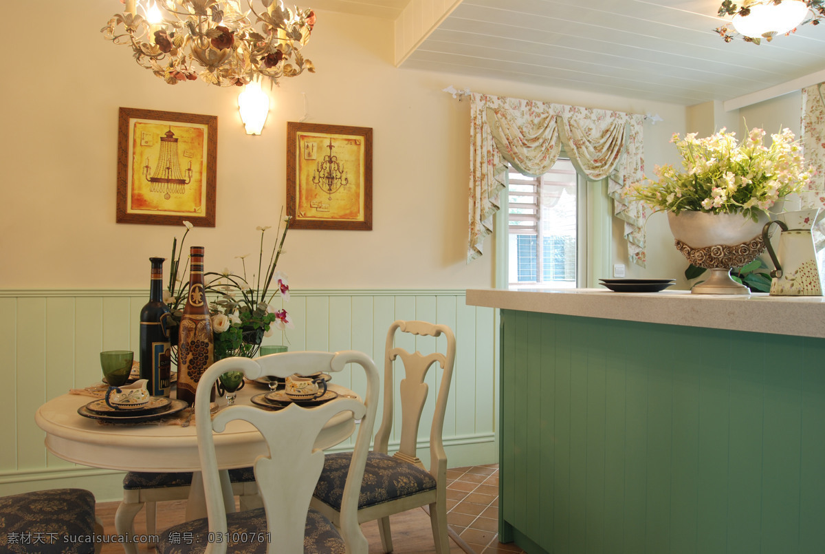 田园 地中海 餐厅 圆形 茶几 装修 效果图 窗户 吧台 木地板 壁画 个性吊灯 方形吊灯