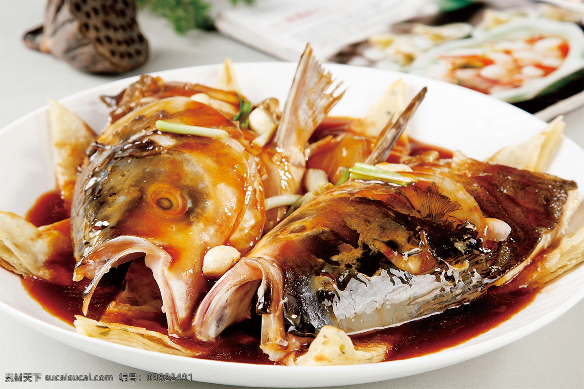 鱼头泡饼图片 鱼头泡饼 美食 传统美食 餐饮美食 高清菜谱用图