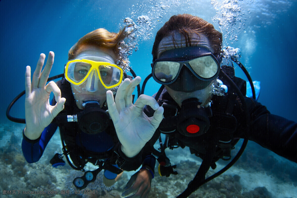 打着 ok 手势 潜水 游客 外国游客 潜水员 ok手势 海底世界 人物摄影 大海图片 风景图片