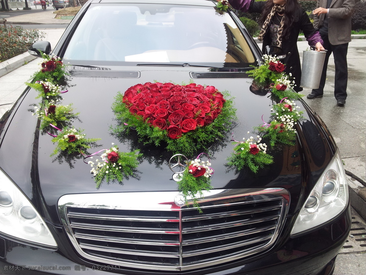 红玫瑰 心形 婚车 装饰 图 心形玫瑰 爱心 婚车装饰 婚礼 文化艺术
