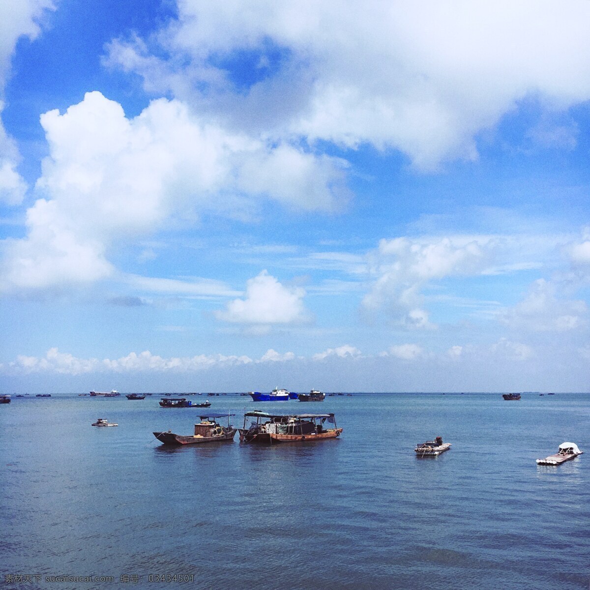 海边 海滩 海景 海岸 度假 休闲 旅游 旅行 北部湾 渔船 北海 旅游摄影 国内旅游