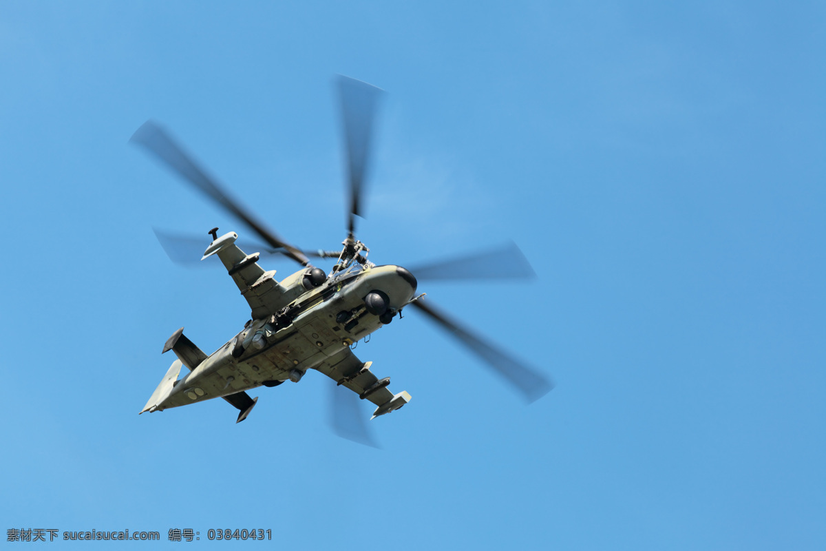 蓝天 飞行 军用 直升机 军用直升机 运输机 直升飞机 飞机 交通工具 现代科技 蓝色