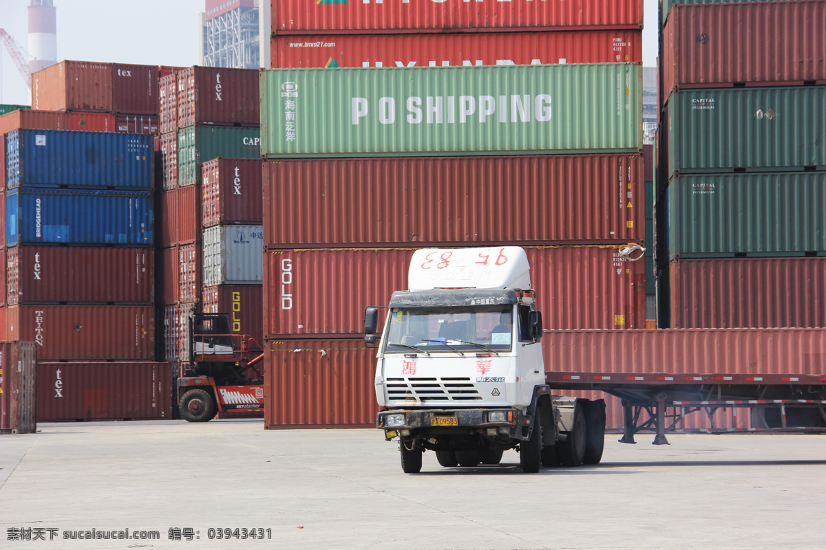 白色 货物 集装箱 交通工具 卡车 物流 物流运输 集 卡 集卡 运输 斯太尔 现代科技 psd源文件