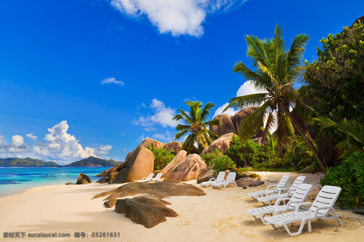 美丽的沙滩 椰树 蓝天 天空 美丽海景 美丽风景 自然风光 美景 美丽景色 自然风景 自然景观 蓝色