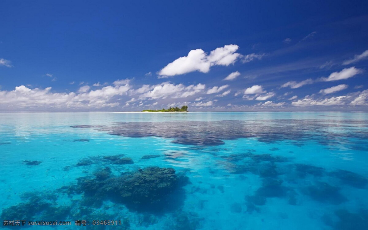 马尔代夫的海 天堂 印度洋 海洋 马尔代夫海滩 马尔代夫海景 海景 蓝天 白云 大海 海面 水上建筑 海外旅游 马尔代夫 马尔代夫旅游 休闲度假 木桥 海滩 沙滩 自然风景 自然景观 国外旅游 旅游摄影