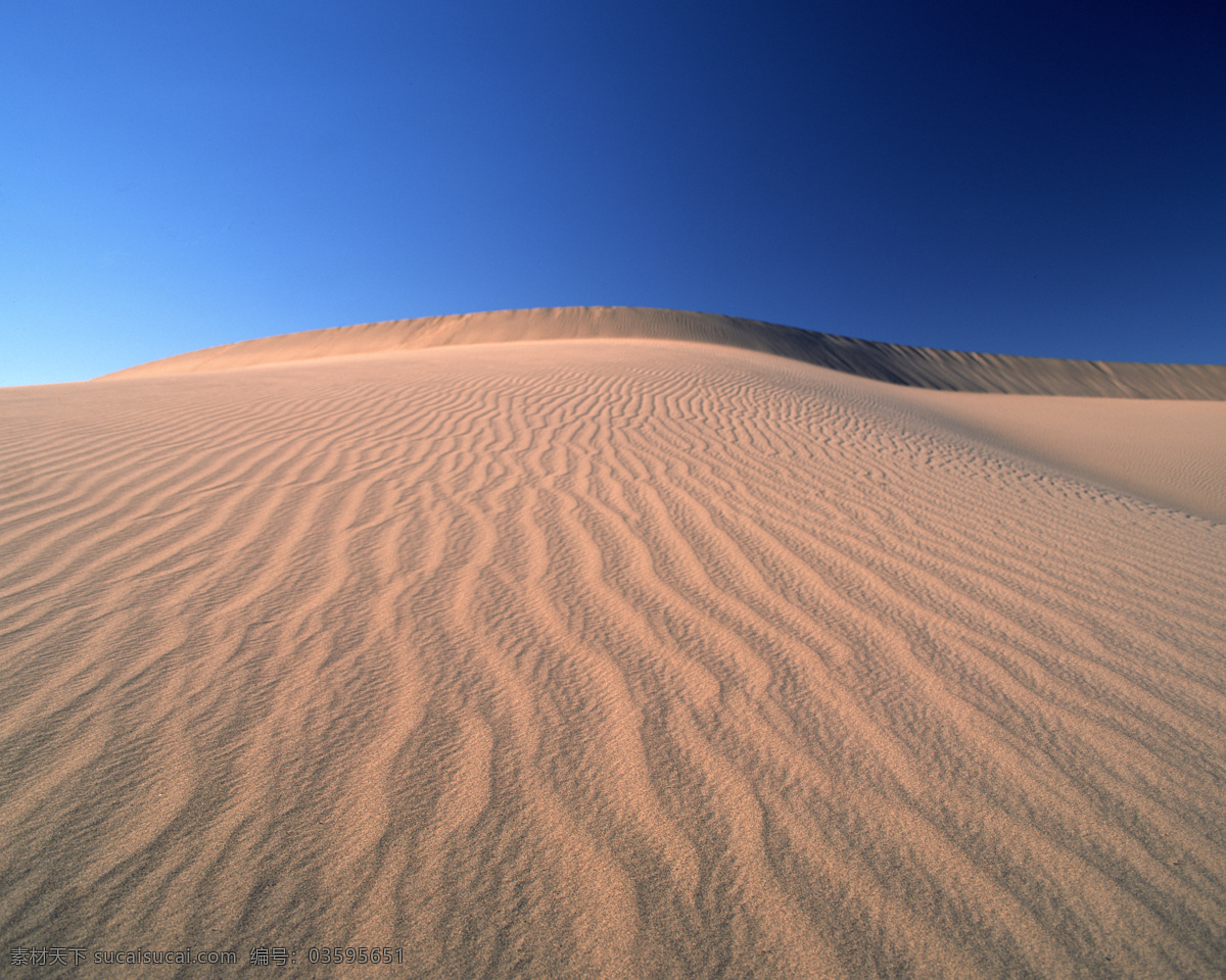 沙漠02 白云 绿洲 沙漠 沙滩 天空 高清 背景素材 素材图片 蓝色