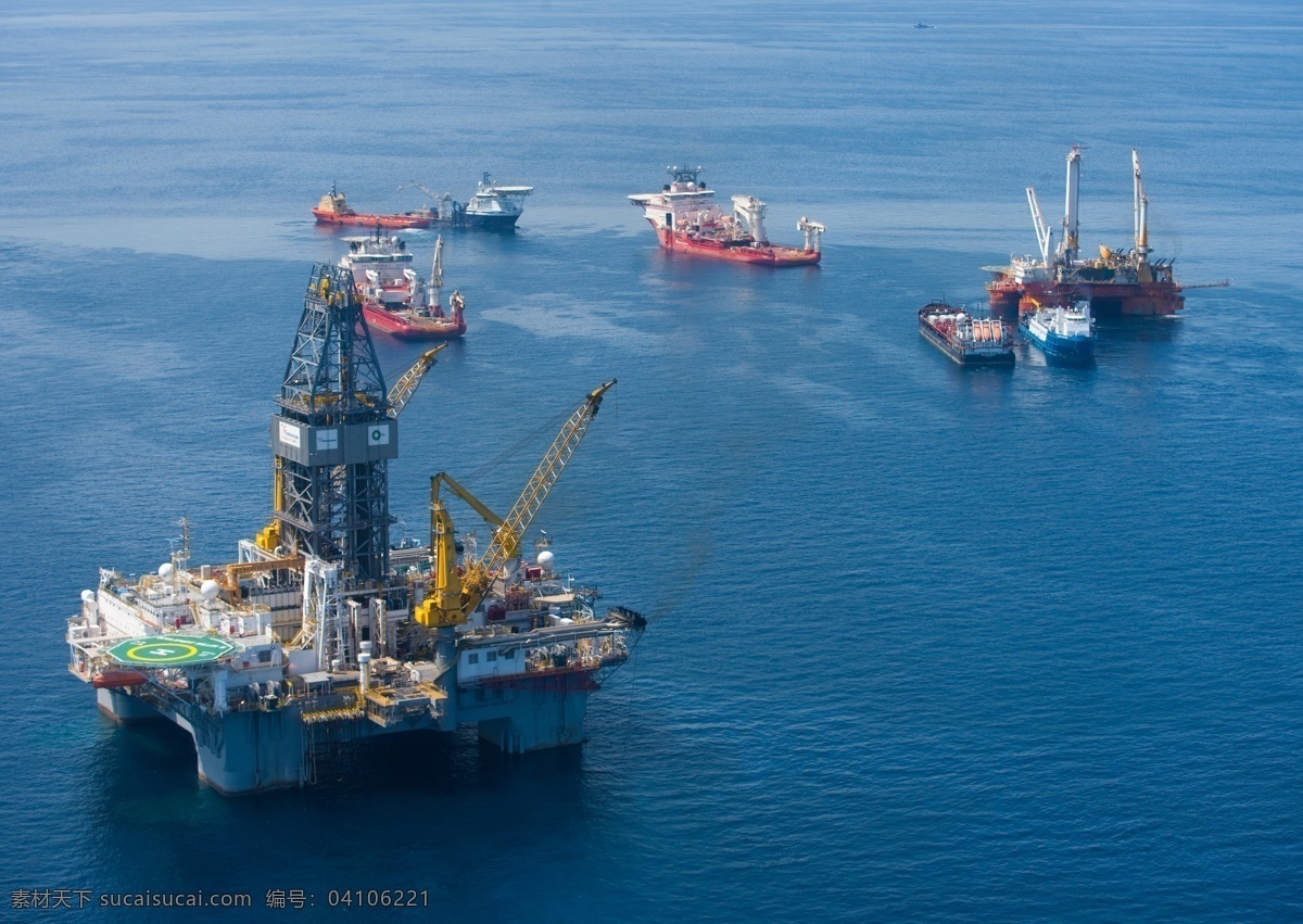 海上钻井 石油 开采 采矿 大海 海洋 工业 天然气 能源 资源 钻井 海岛 船泊 生产作业 海水 海洋资源 地下资源 水上作业 工业生产 现代科技