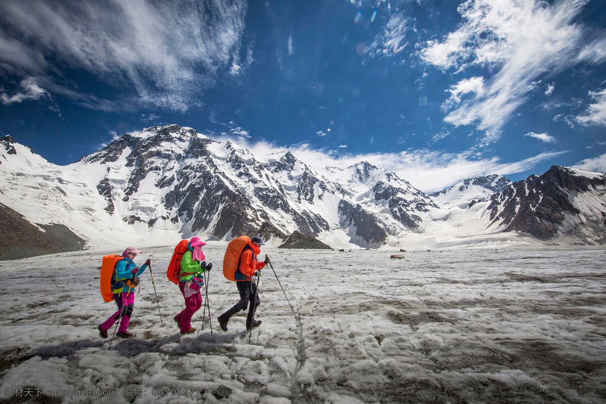 登山 登山队 冒险 雪山 海拔 寒冷 冰雪 远山 高海拔 户外探险 户外 旅游摄影 自然风景
