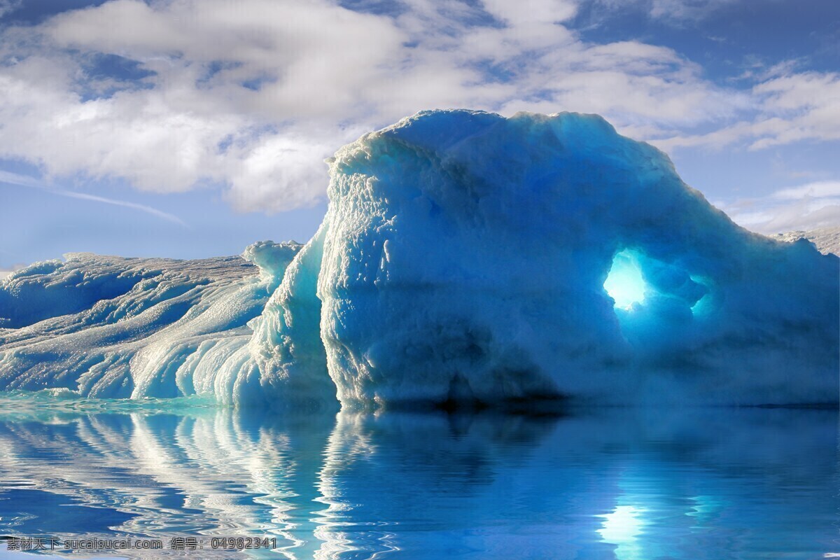 南北极 冰山 蓝色天空 景色 8k 南极 北极 蓝色 天空 8k图片 背景素材 壁纸 超清壁纸 自然风光 大自然 寒冷 极地地区 雪山 冰川 冰水 冰 水 风景自然风光 自然景观 自然风景