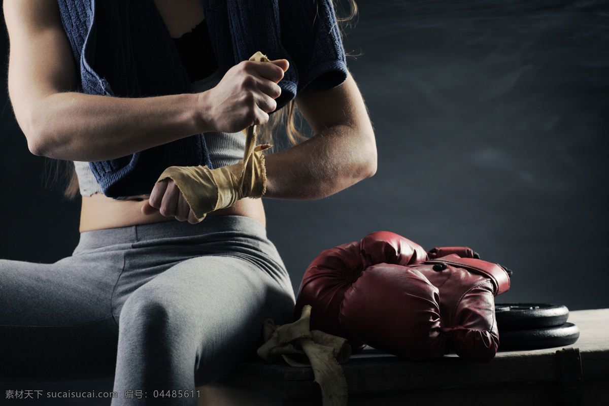 女子 拳击 运动员 拳击手 拳击手套 体育运动 商务人士 人物图片
